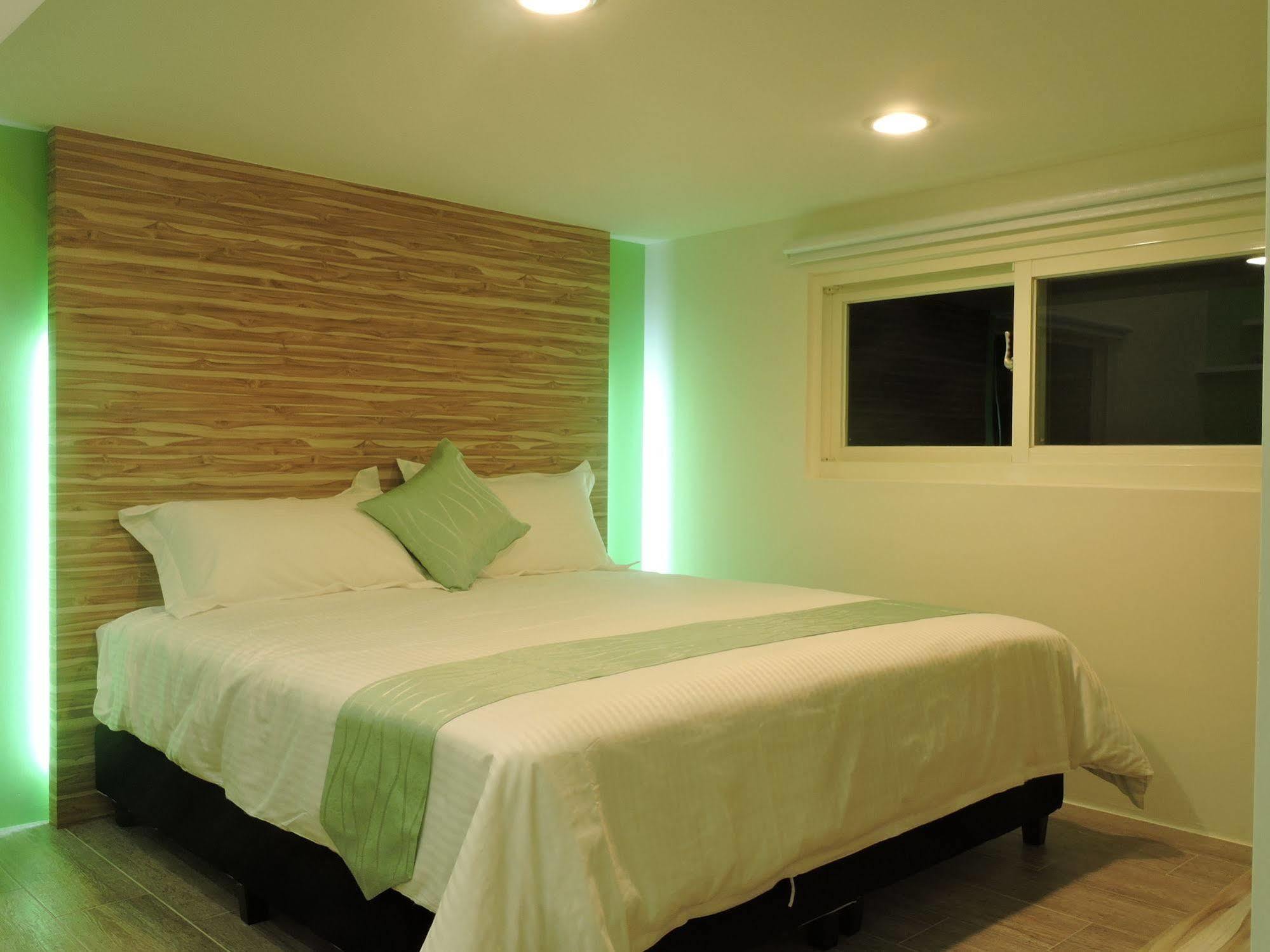 Tiffany Homestay Cape Eluanbi Luaran gambar