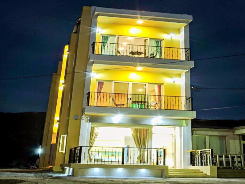 Tiffany Homestay Cape Eluanbi Luaran gambar